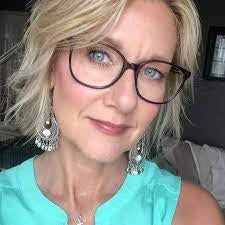 Ève Sabatier (52), Paris