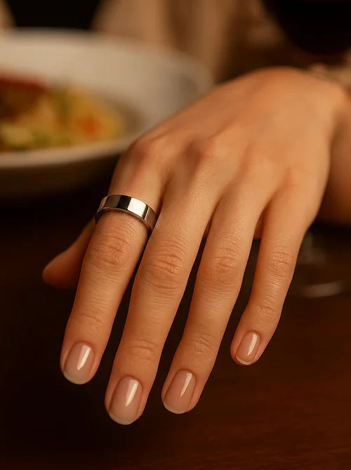 Bague AuraRing© au restaurant